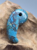 ターコイズ・勾玉 TUR027
