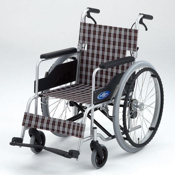 日進医療器　自走式車いすNC-1CB
