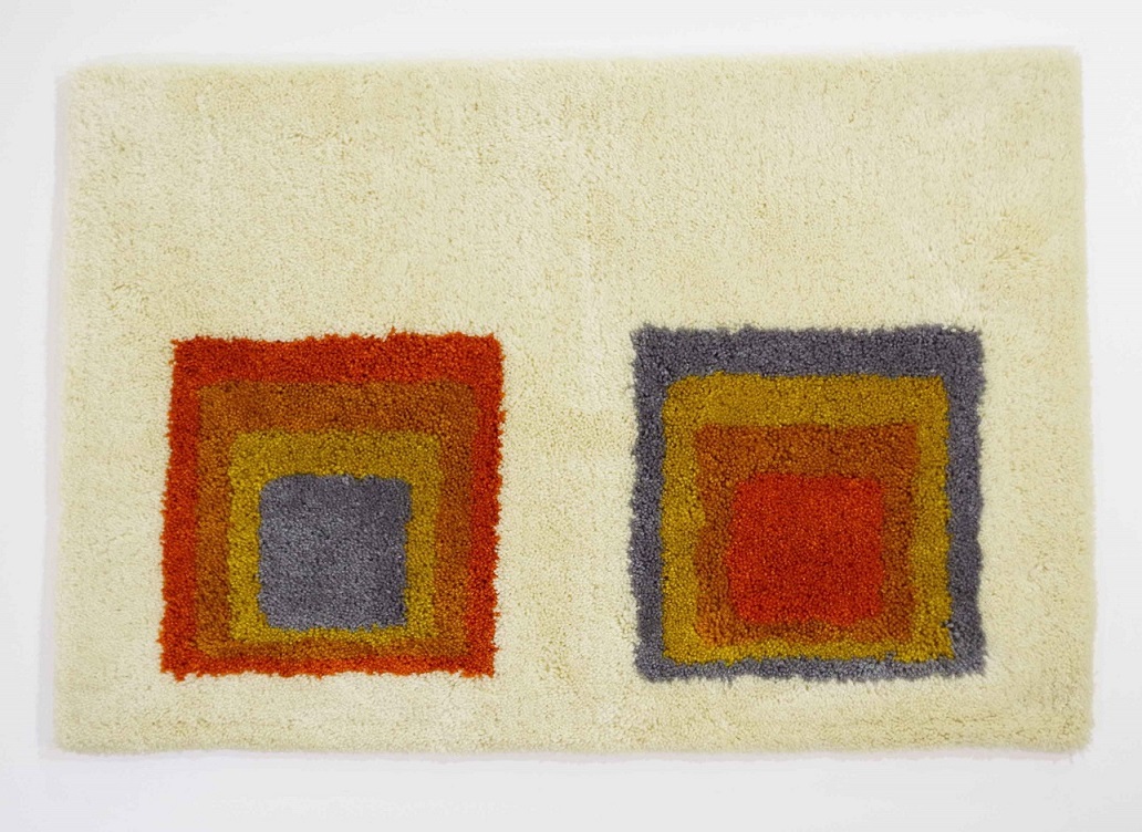 オマージュラグマット