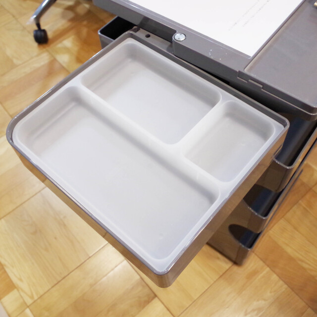 ボビーワゴン用インナートレイ