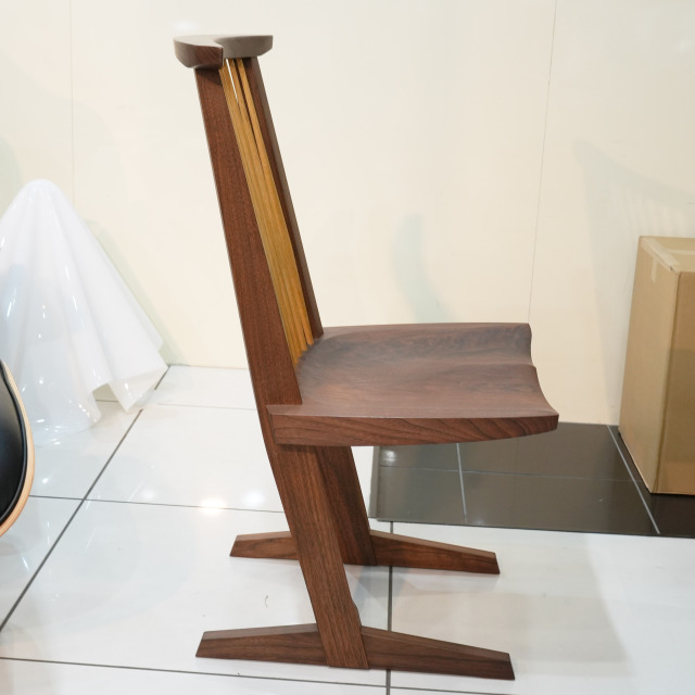 Conoid Chair e Nakashima ジョージナカシマ George Nakashima -Conoid Chair ,A - Objet d' art