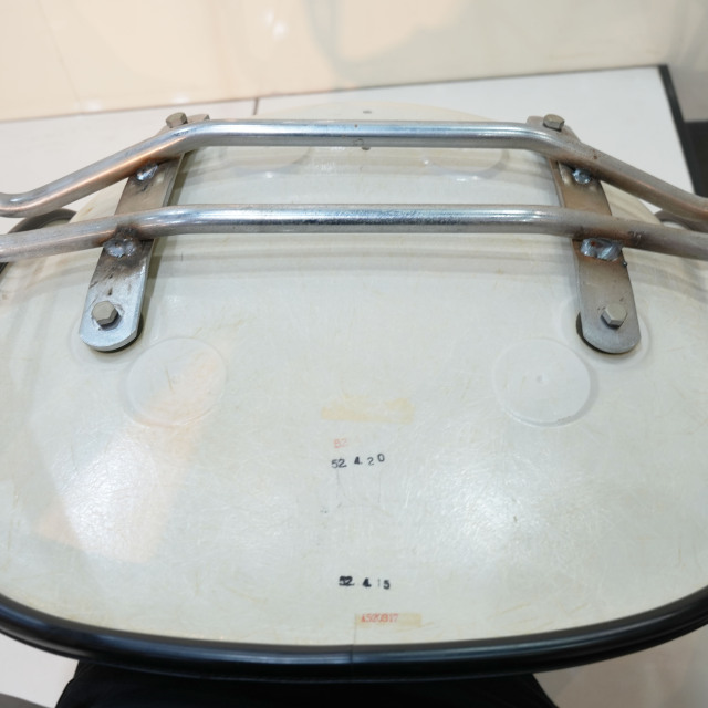 ハーマンミラー】ヴィンテージ イームズサイドシェルDSS モダン