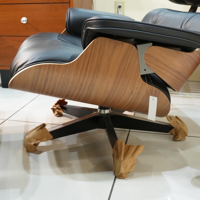 イームズラウンジチェア＆オットマン ウォールナット 展示品 Eames