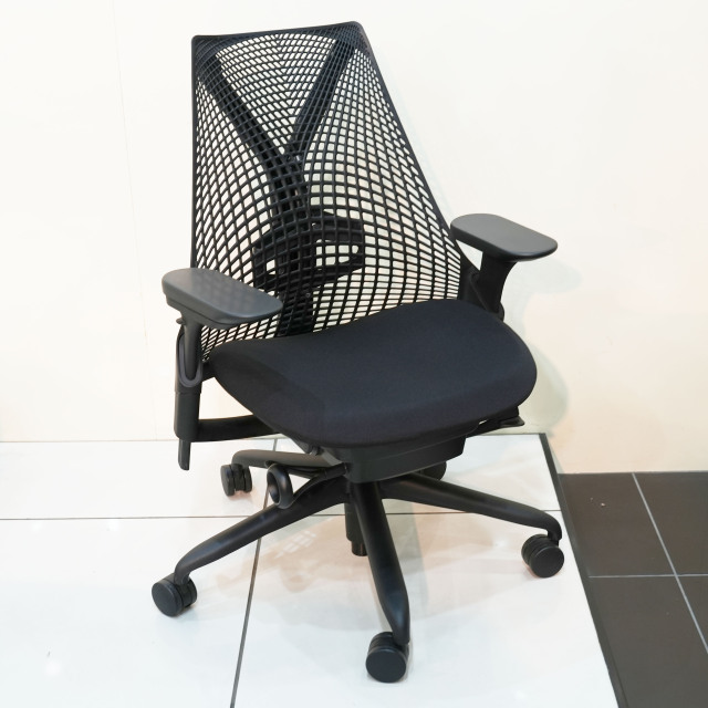 【整備品】セイルチェア Sayl Chair ブラック フルアジャスタブルアーム/ランバーサポート付き BBキャスター 展示品