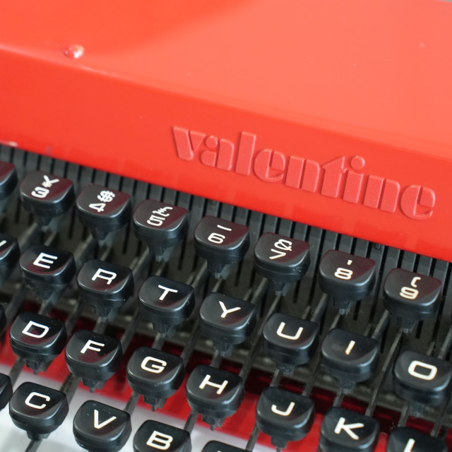 Olivetti/オリベッティ】ヴァレンタイン Valentine エットレ