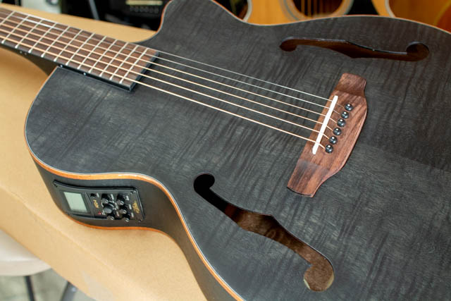 ARIA FET-F2 STBK Fホール エレアコ サテン ブラック 黒 Satin