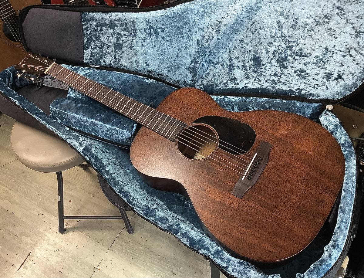 Martin 00-15M Mahogany マイク搭載！ 【 アンプに繋げる マーチン 