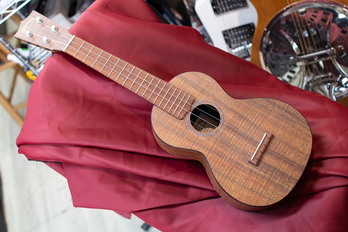Martin Ukulele 0XK Concert Uke  ピックアップ搭載！【　マーティン コンサートウクレレ OXK uke 】