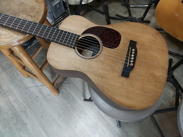 Martin　LX-1 アンティーク加工　アンプに繋げる　リトルマーチン　【　ミニマーチンギター　  トップ単板バージョン　LX1　リトルマーティン　】