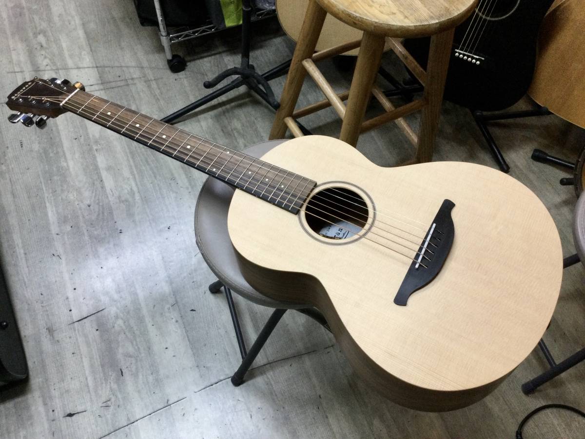 Sheeran by Lowden W-02 エドシーランギター 【スプルース/サントスローズウッド】シーラン By ローデン W02