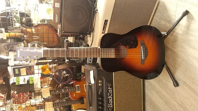 Yamaha Jr2s トップ単板 調整済み ヤマハ ミニギター Mini Guitar サンバースト ギター専門店 キャットロック Cat Rock