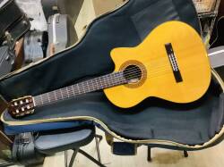 お取り寄せ商品】K.Yairi CE-1 エレガット マイク付 アンプに繋げる K