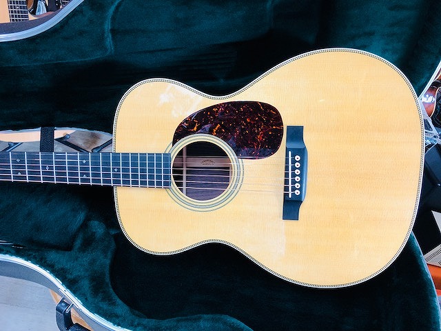 Martin　000-28　Standard　Pickup 【アンプに繋げる マーチン 00028　スタンダード  】
