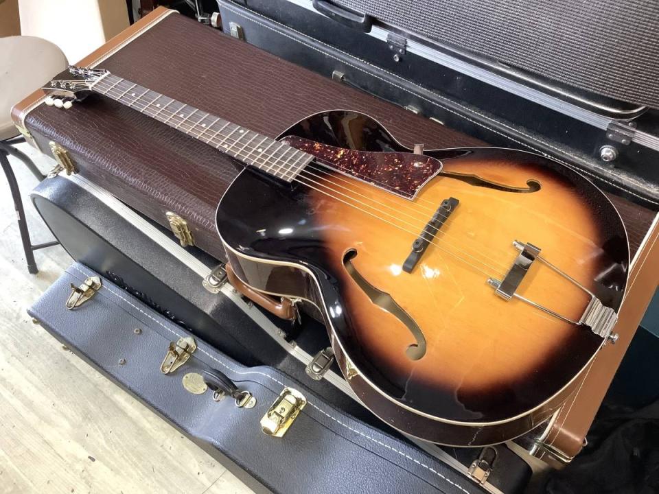当Shop オリジナル ピックギター PICKUP付 Pick Guitar ギター専門店 