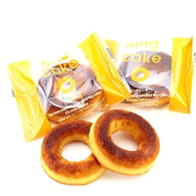 焼き菓子８点セット　バウムクーヘン　ベイクドドーナツ　リングケーキ 御礼 お彼岸 ギフト大阪土産 堂島リッチミルクベイクドドーナツ