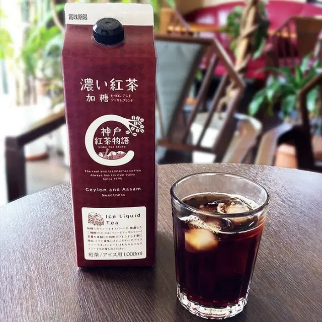 神戸珈琲物語 炭火珈琲 (甘さひかえめ) 1000ml