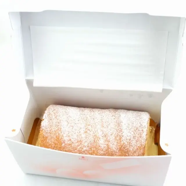 ｺﾝｻｸﾚ･ｶｲ  渚ロール 生クリーム入り ロールケーキ