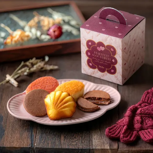 バレンタイン ２０２６チョコ以外 ファクトリーシン ハートフルアソート ５個入 HEA07-26A 焼菓子詰合せ プレゼント ギフト 神戸スイーツ 洋菓子 人気 ランキング 通販 個包装 賞味期限 常温 可愛い おしゃれ 贈答品 御礼 御祝