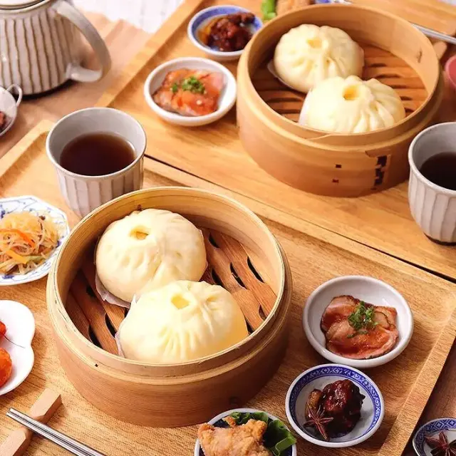 神戸牛肉まん ６０ｇ×４個入り