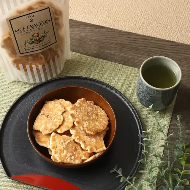 神戸ヘーゼルナッツせんべい