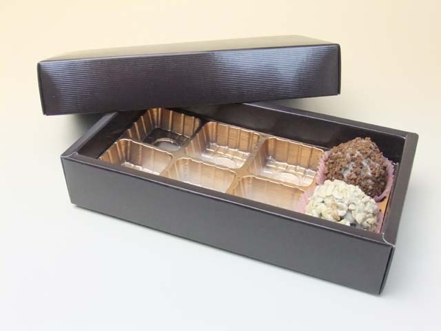 トリュフ箱ブラウン　《８コ用》メーカー廃番の為、在庫数わずかです