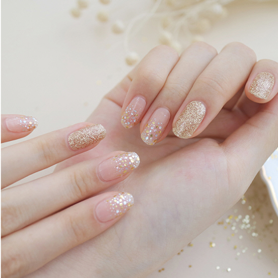 gb45418_goldenlights