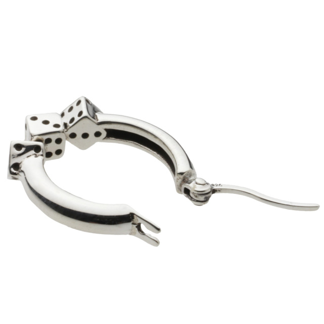 cenote e0652 【シルバーアクセサリー】 サイコロ フープピアス