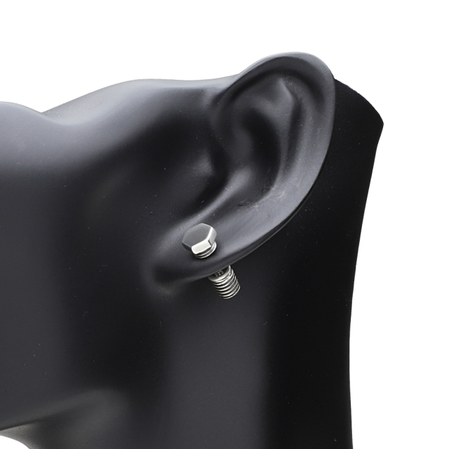 シルバーピアス