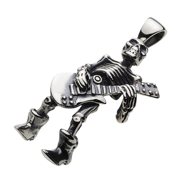 cenote p0551 【シルバーアクセサリー】 ギタリストスカルペンダント