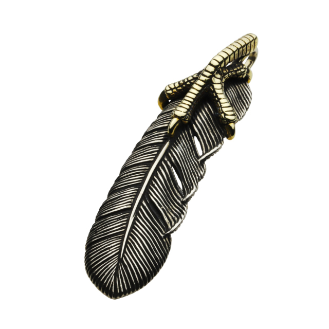 cenote p3017 【ホワイトメタルアクセサリー】 フェザーイーグルクローペンダント