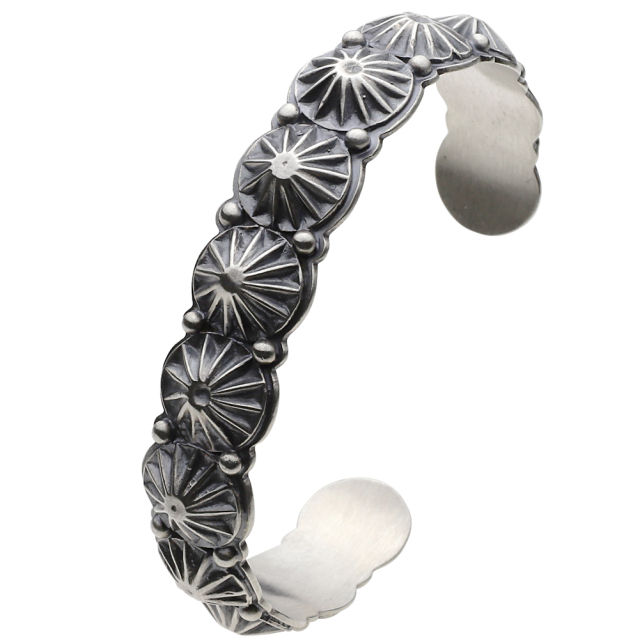 cenote u0017 【シルバーアクセサリー】 US直輸入 正規インディアンジュエリー トーマス・ヤジー ナバホバングル made in USA