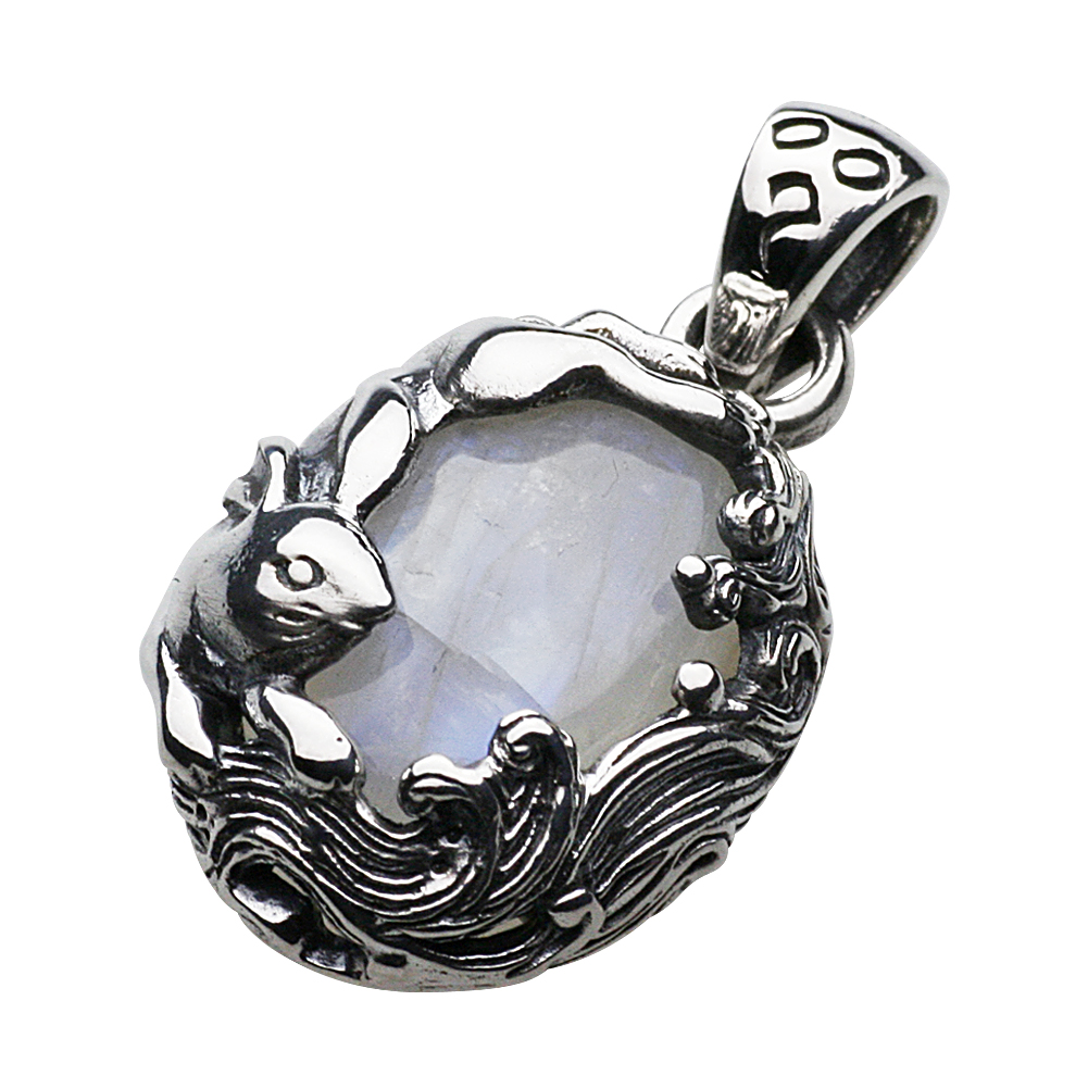 cenote p0380 【シルバーアクセサリー】 和柄 月夜兎ペンダント ブルームーンストーン