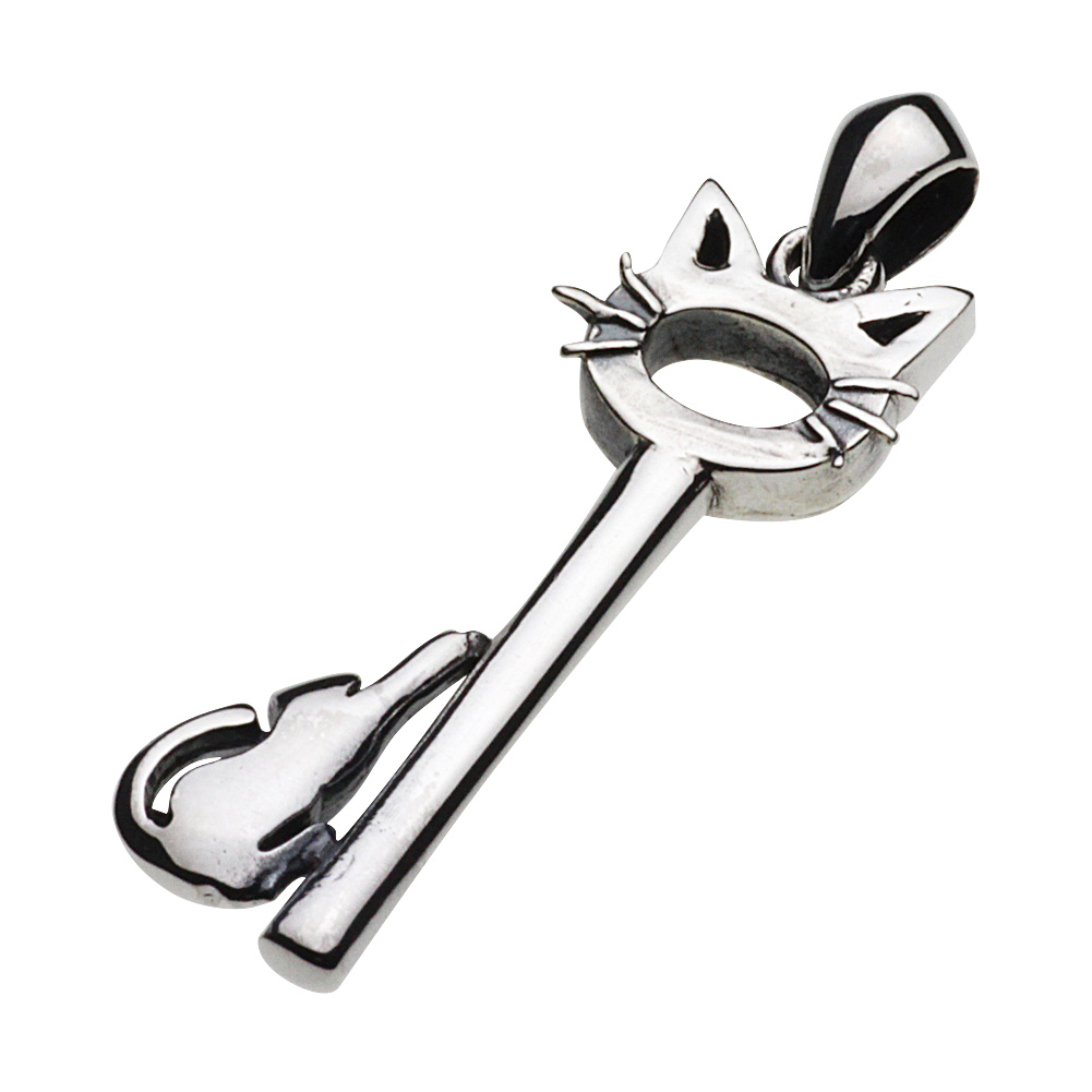 cenote p0516 【シルバーアクセサリー】 鍵ネコペンダント