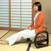 ひざにやさしい思いやり座敷椅子