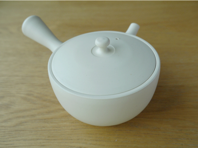 急須かわいい【常滑焼急須 Chanoma 急須 白 Sサイズ 】180cc 陶器網