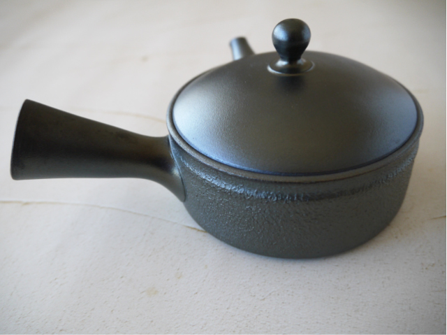 作家による手作り急須／常滑焼 作家による手作り急須／常滑焼 ☆1点のみ☆お茶をいれるたびに