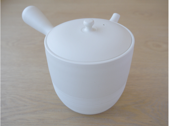 急須　白　かわいい　chanoma 常滑焼急須 大きめ