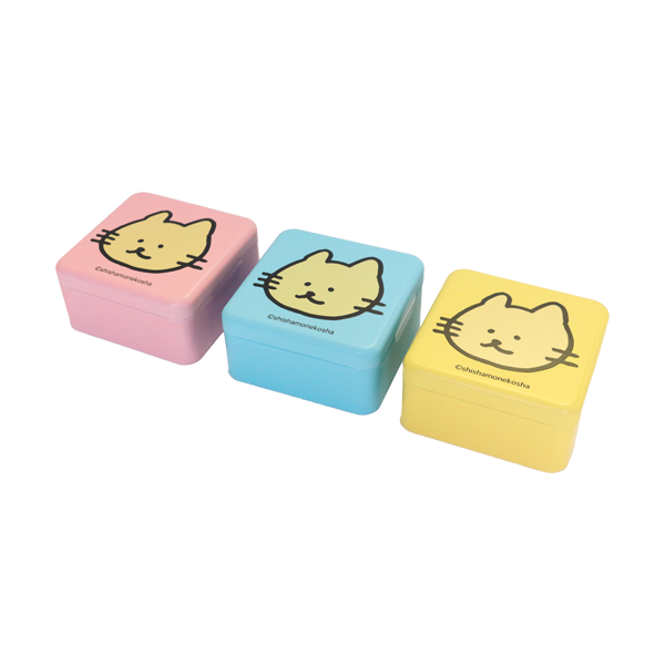 ししゃもねこの顔がプリントされたスクエア型の缶の中身はグミが！