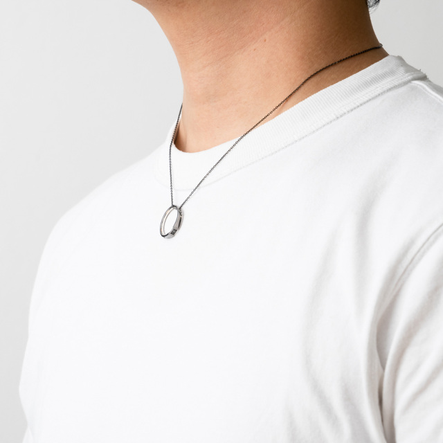 WHITE ALBUM2　リングネックレス　Kazusa　シルバー（ブラックコーティング）