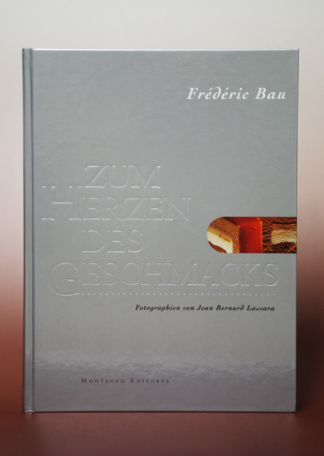 ZUM HERZEN DES GESCHMACKS (フランス　タン・エルミタージュ)　フランス語/ドイツ語版　傷みあり