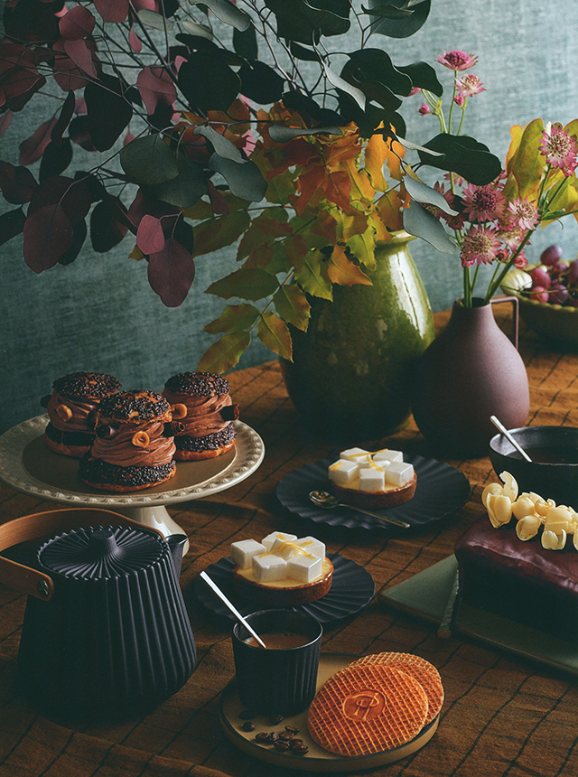 LA PATISSERIE DE Pierre Herme(ピエール・エルメ） LA PATISSERIE DE