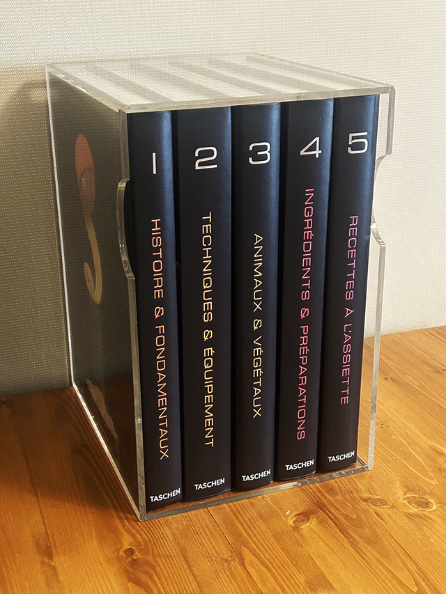 MODERNIST CUISINE (アメリカ) フランス語版 絶版 中古