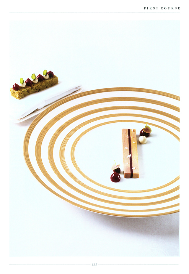 THE RITZ LONDON THE COOKBOOK (イギリス・ロンドン)