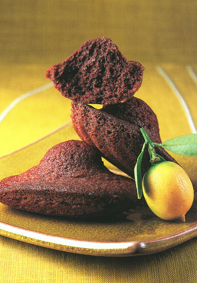 LE LAROUSSE DU CHOCOLAT