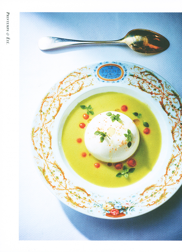 フランス料理本　GUY MARTIN Guy Martin livre ses recettes du Grand Vefour (フランス・パリ)