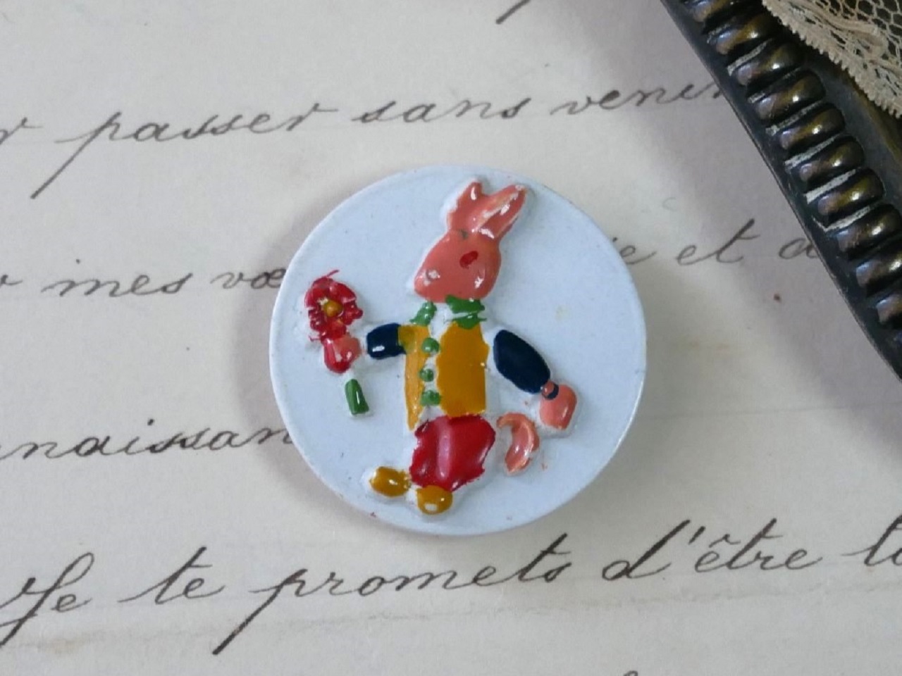 フランスプラスチックバニーボタン（Blanc）