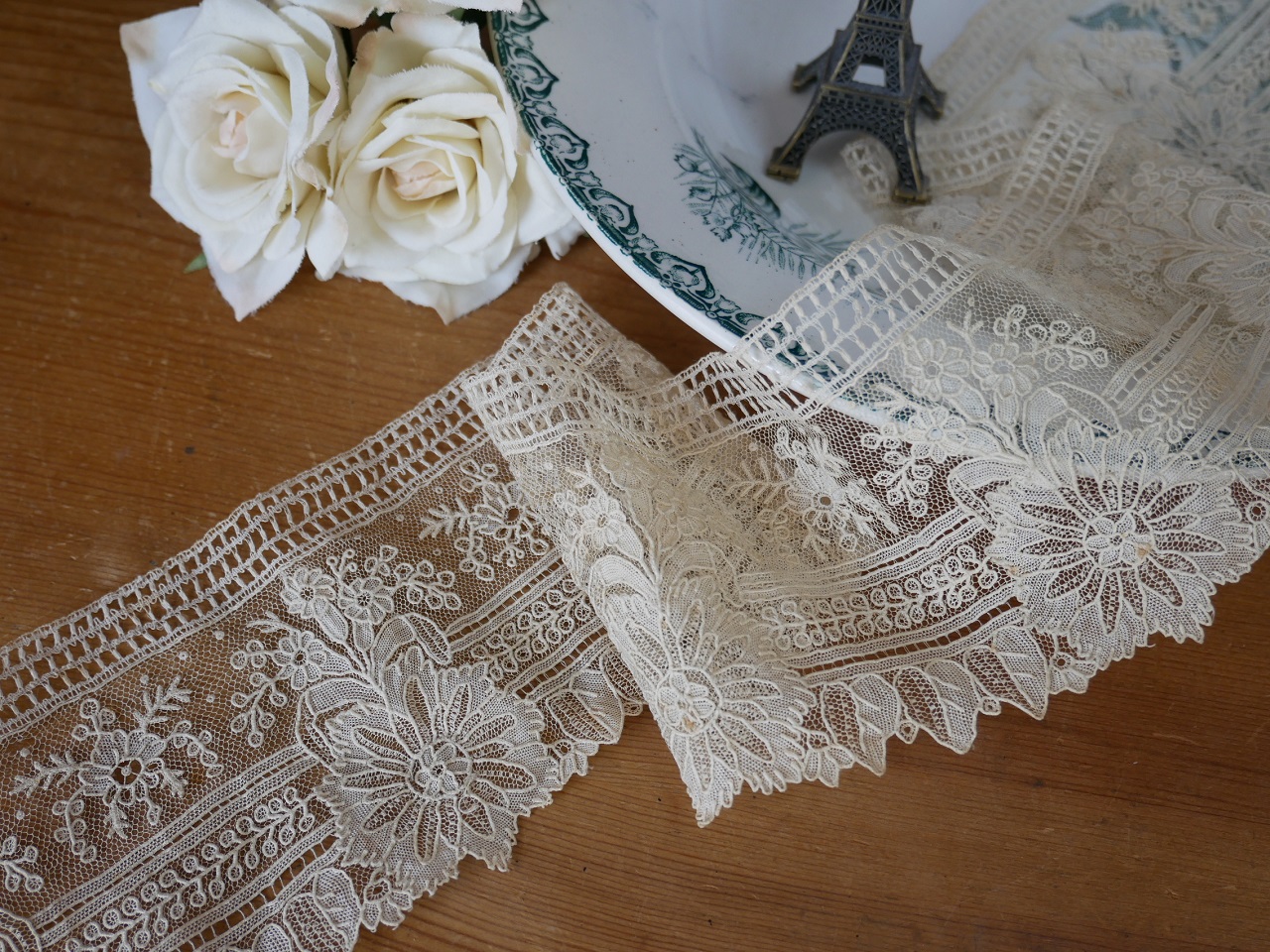 アンティークポワン・ド・ガーズレース B