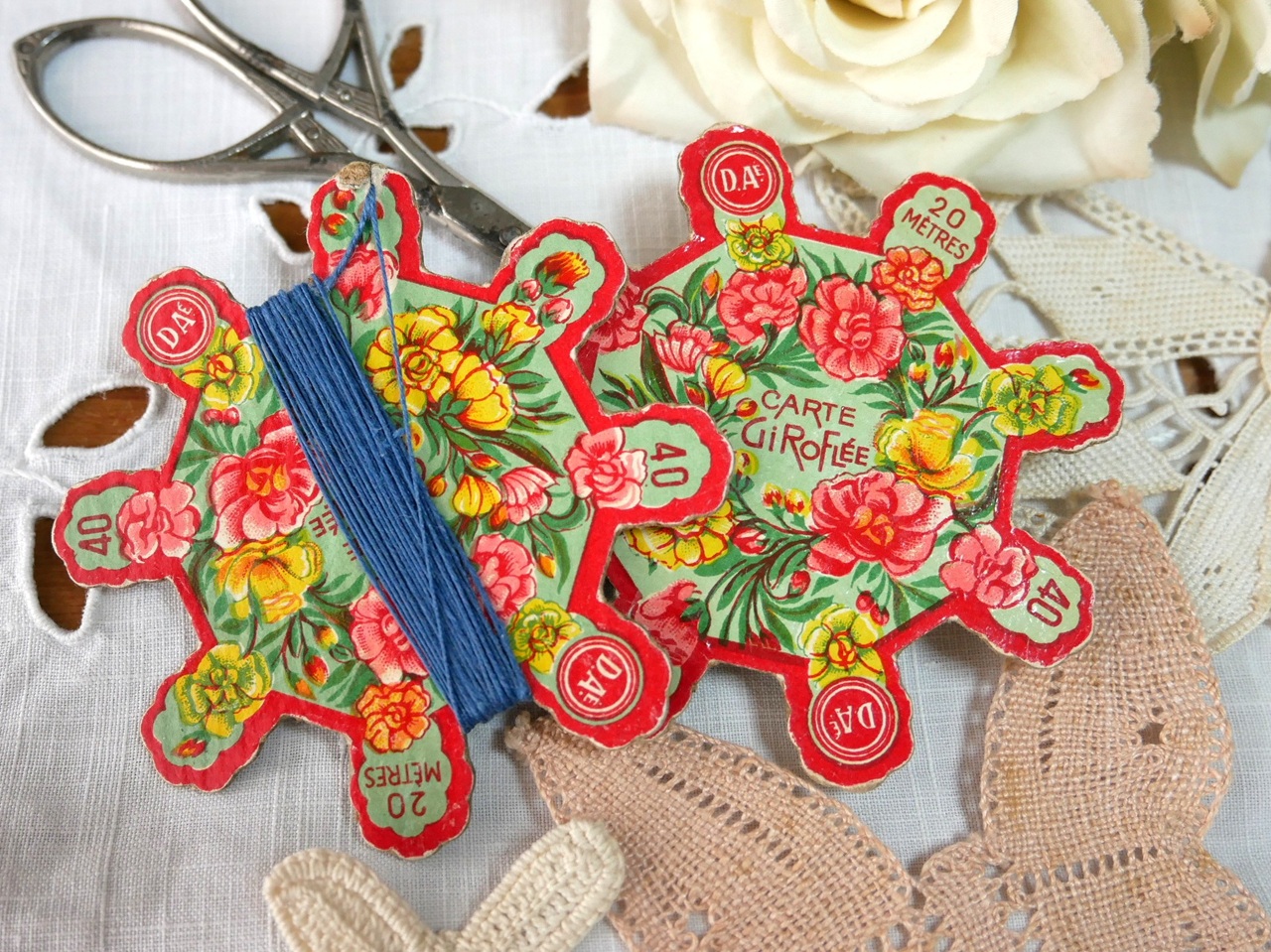 フランスアンティーク紙製台紙LIN糸巻きCARTE GIROFLEE 2点セット