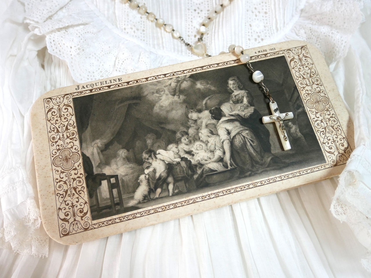 フランスアンティークドラジェボックス 1923.3.4