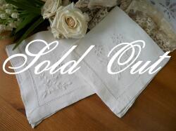 カットワークハンドメイドテーブルナプキン2枚セット（A）